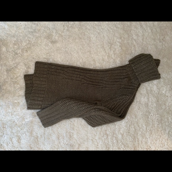 PETITE MEDIUM BANANA REPUBLIC sweater - Picture 2 of 3